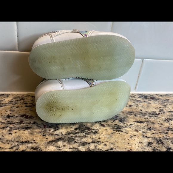 Reebok Toddler/Baby Size 4 - Picture 6 of 7